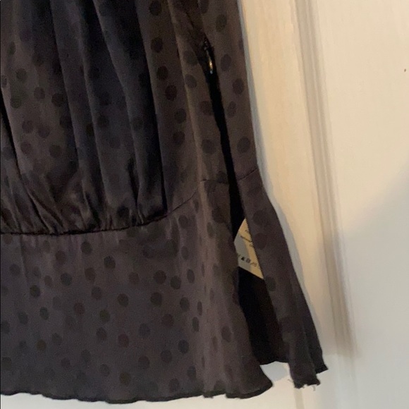 Wilfred black silk blouse with subtle polka dots - Picture 4 of 8
